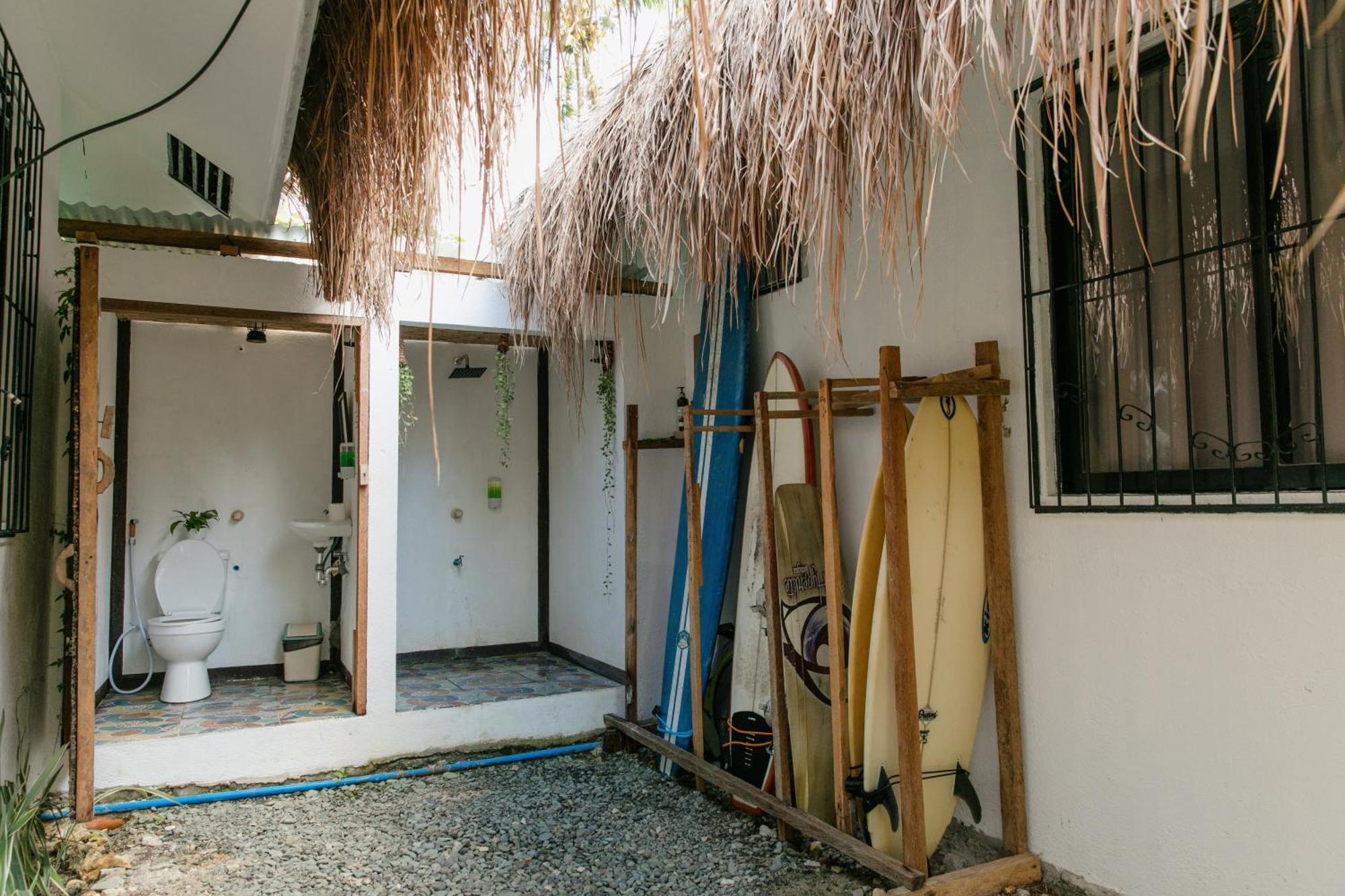 Ozen Freediving Hostel Хенерал Луна Екстериор снимка