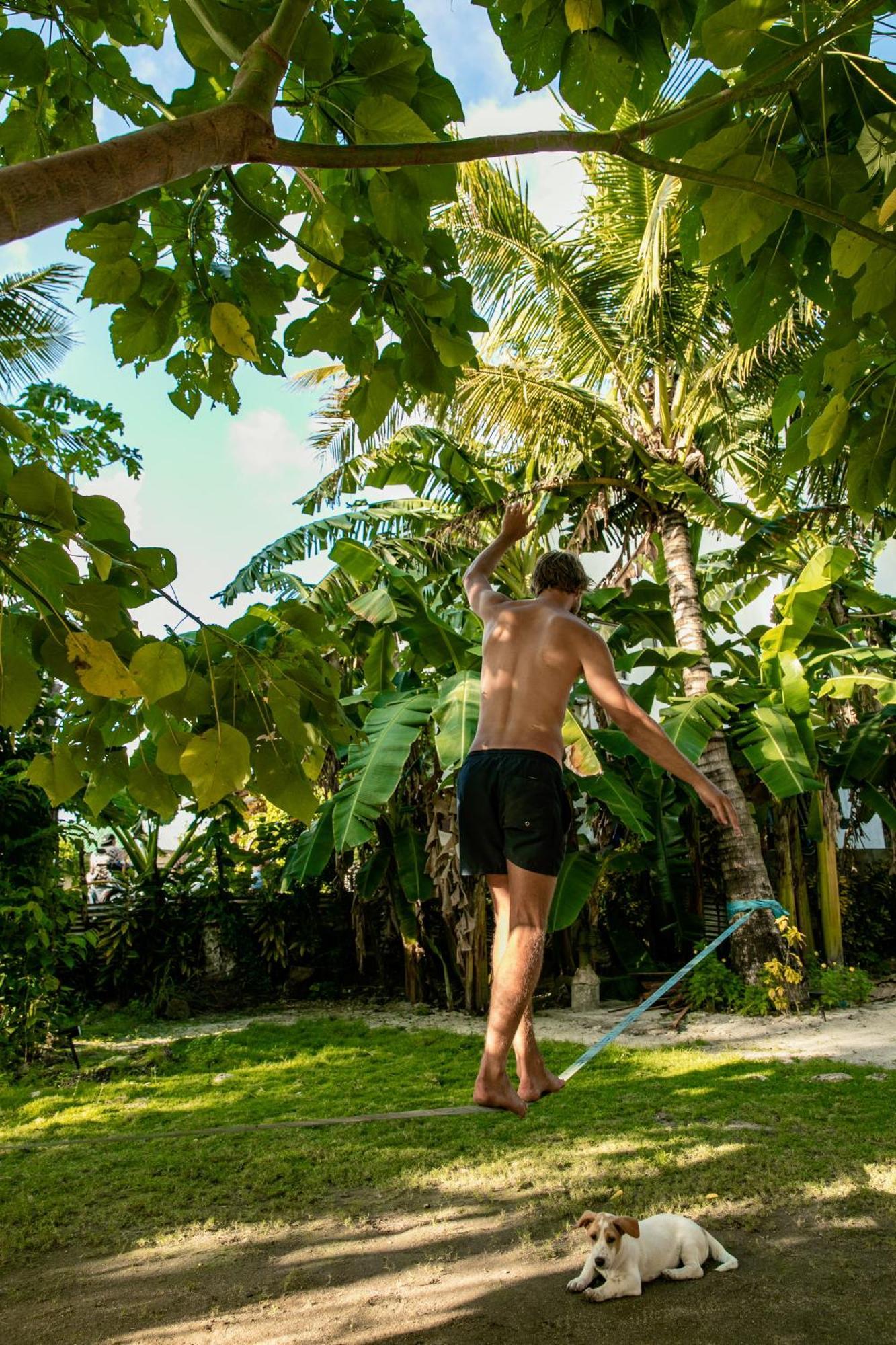 Ozen Freediving Hostel Хенерал Луна Екстериор снимка