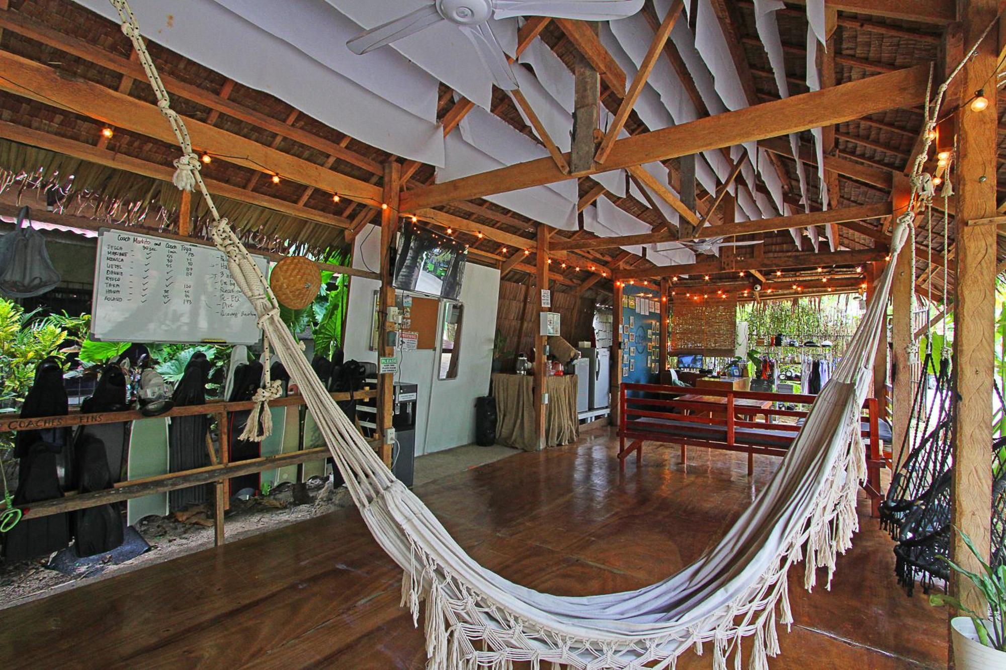 Ozen Freediving Hostel Хенерал Луна Екстериор снимка